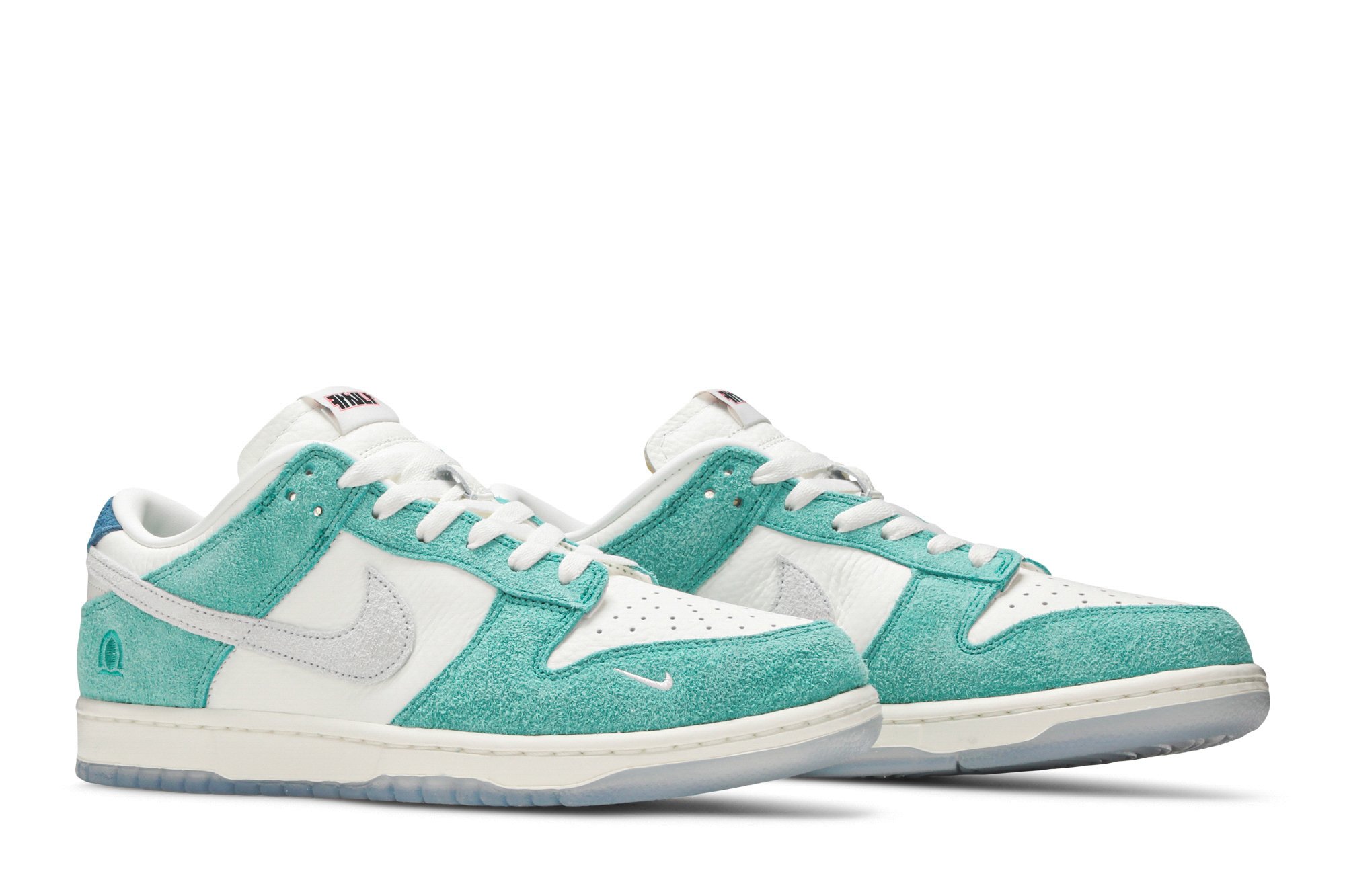 kasina x nike dunk low road sign